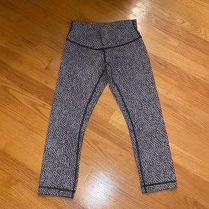 Patterned Cropped Lululemon Leggings